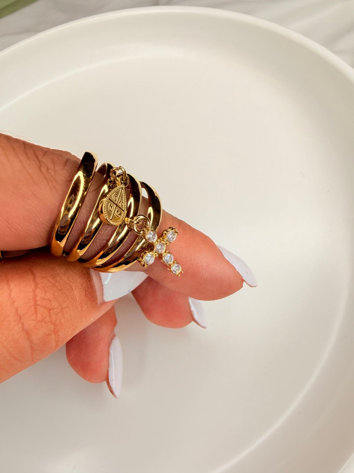 Konstantinato Ring