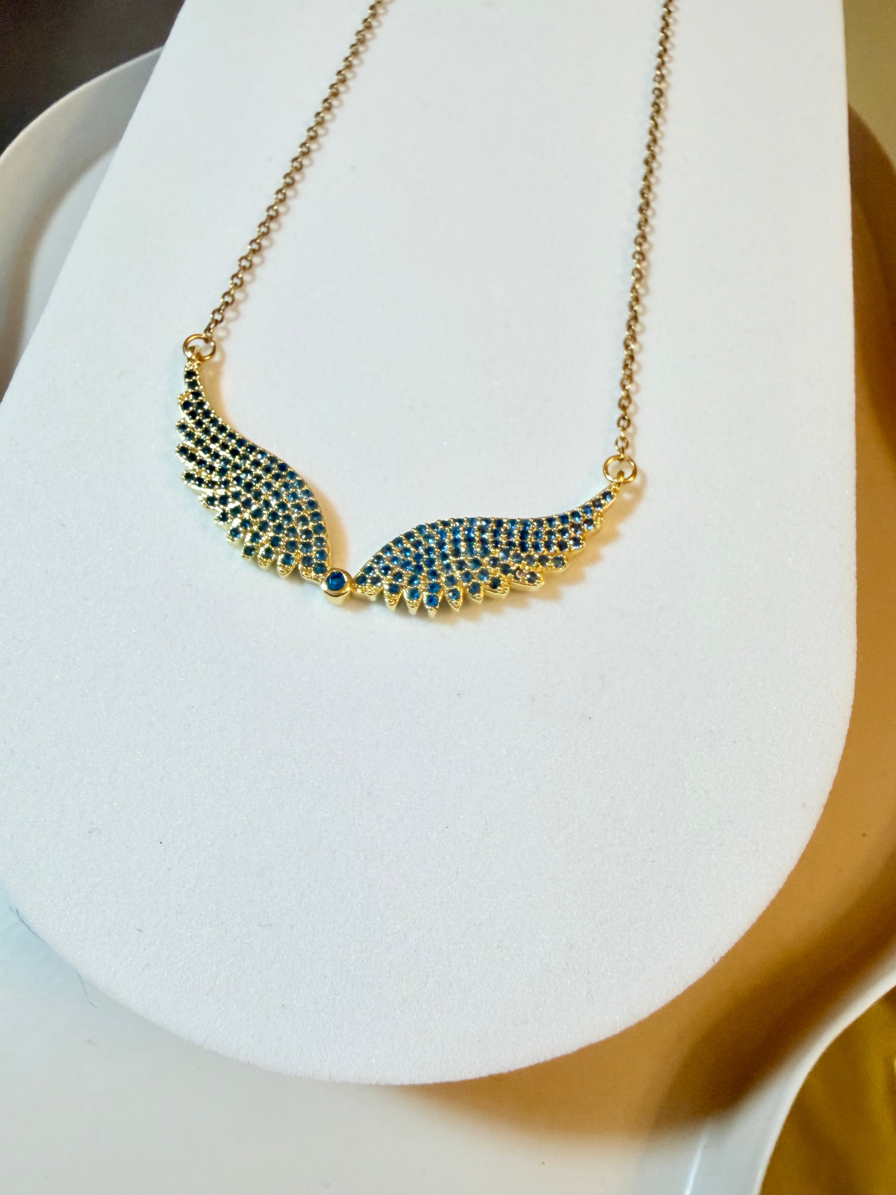 Angel wings gold