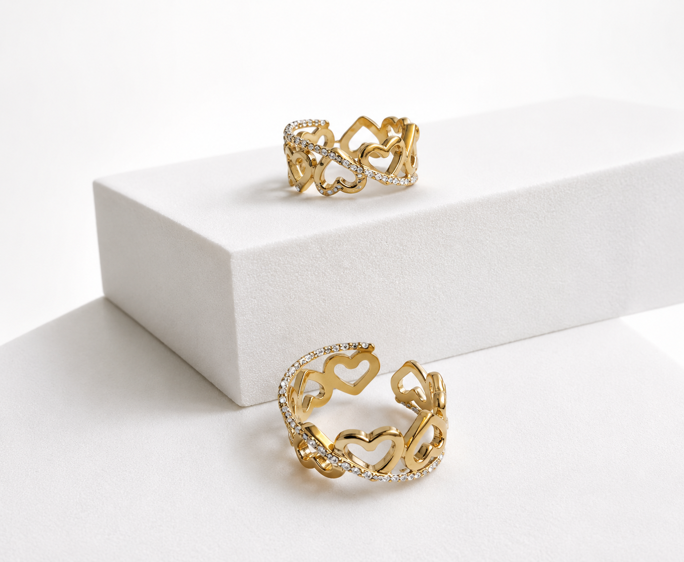 Golden Hearts Ring ✨