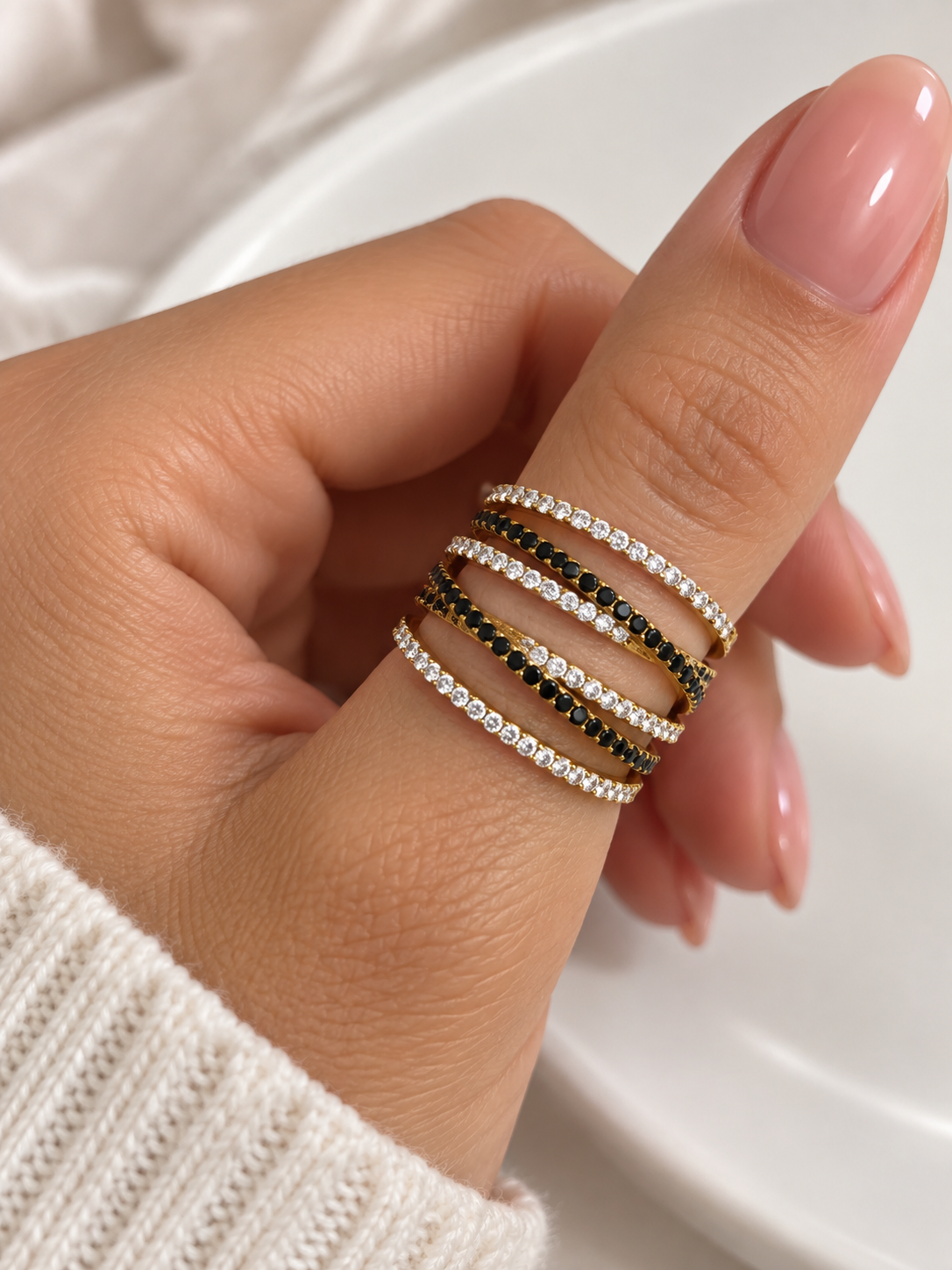 Livia Ring Black